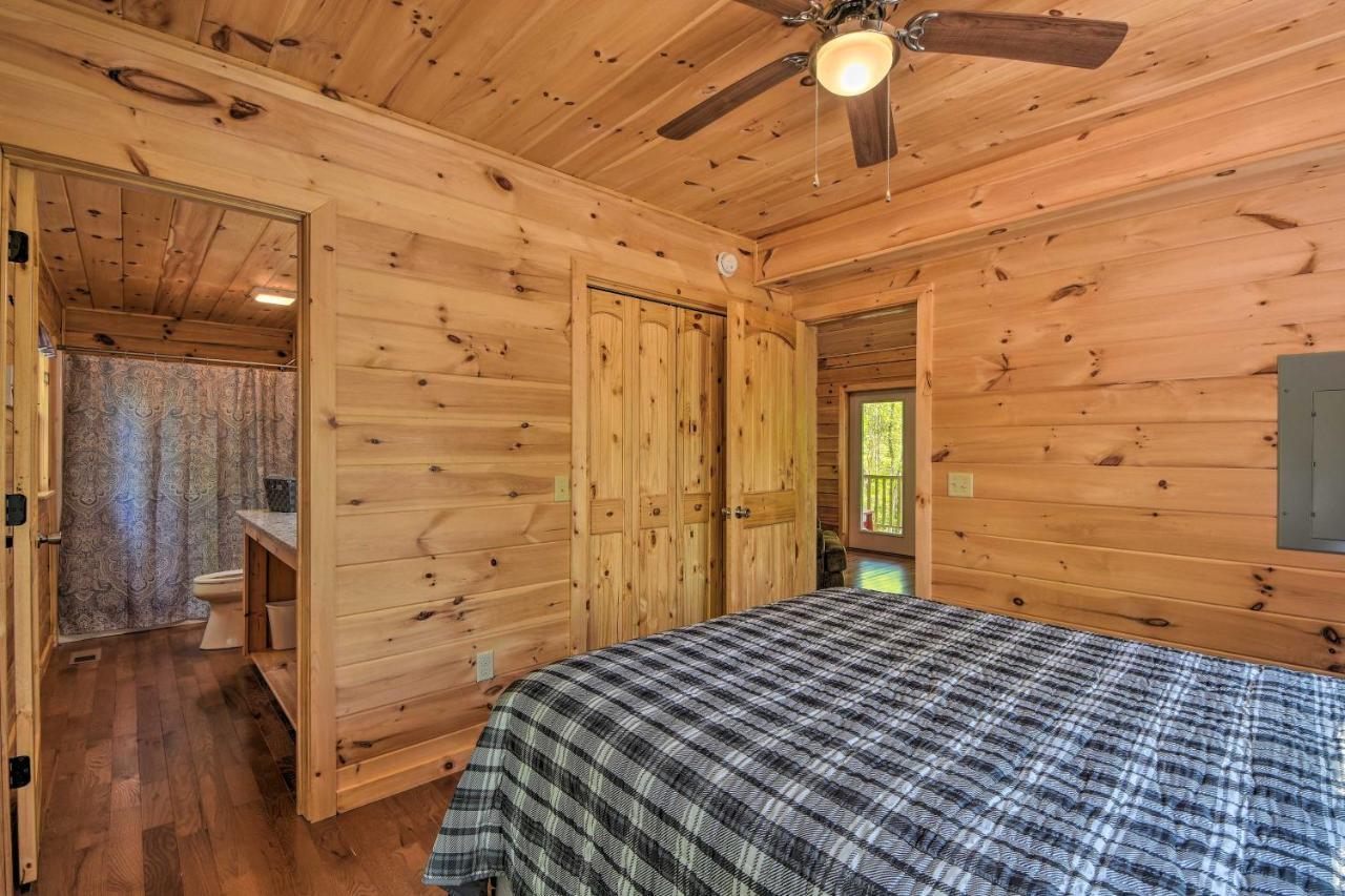 Murphy Cabin With Spacious Deck And Forest Views! Exteriér fotografie