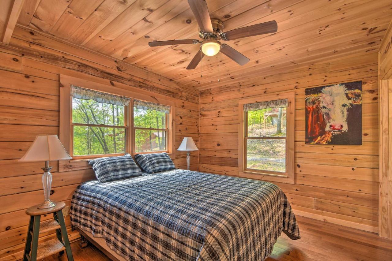Murphy Cabin With Spacious Deck And Forest Views! Exteriér fotografie