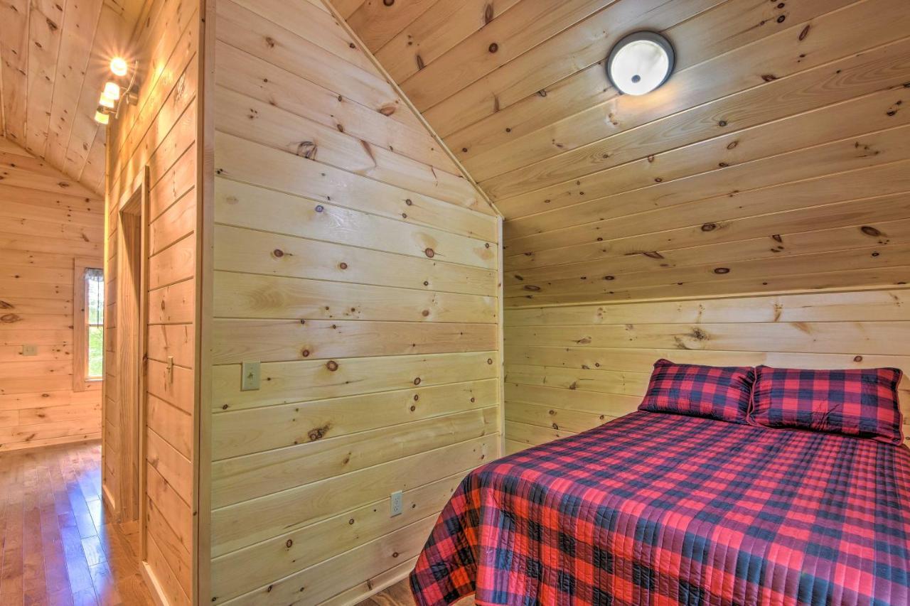 Murphy Cabin With Spacious Deck And Forest Views! Exteriér fotografie